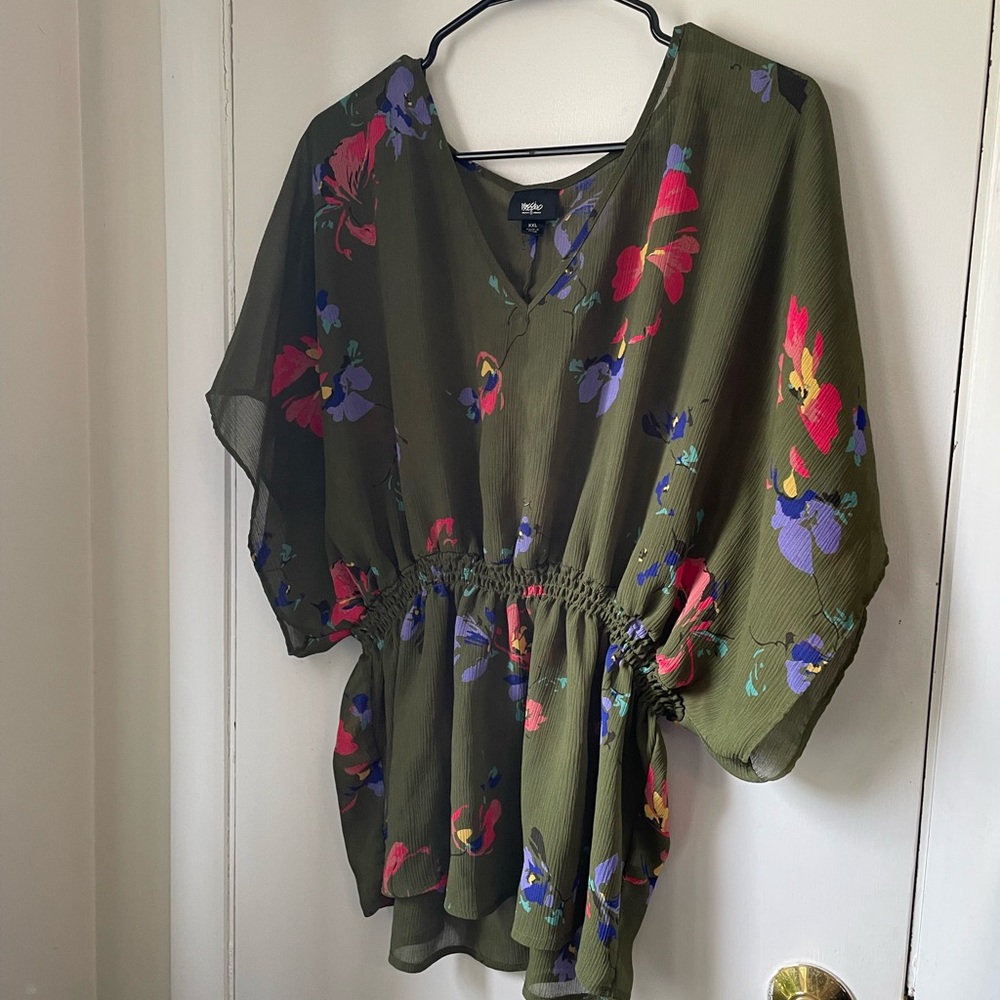 Mossimo Supply Co Green Floral 3/4 Sleeve Blouse